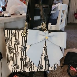 Large purse